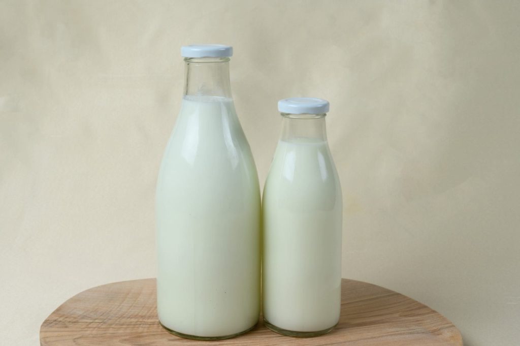 Цена литра молока